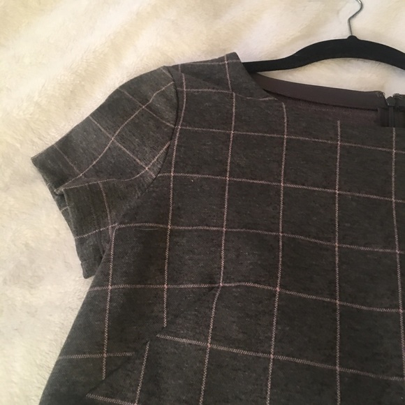 LOFT Dress - Picture 3 of 5